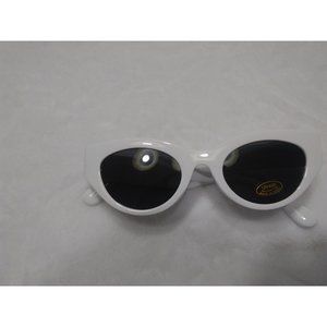Petals & Peacock White rounded sunglasses
